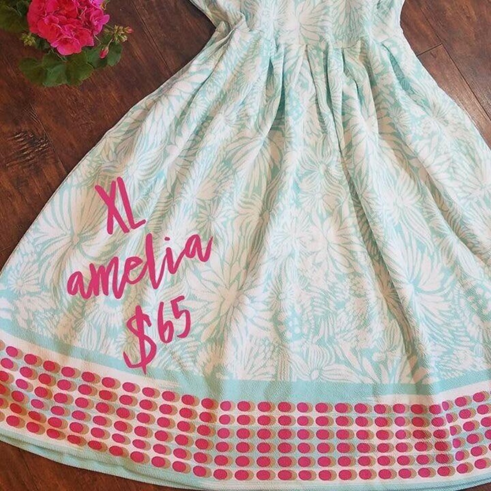 XL Amelia Dress BNWT Lularoe